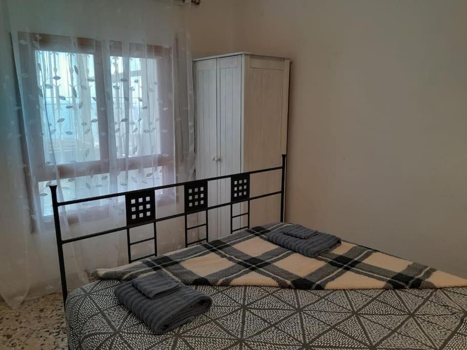 The Beach Hut With Lazy Spa 아드라 외부 사진